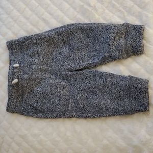 Gap sweats